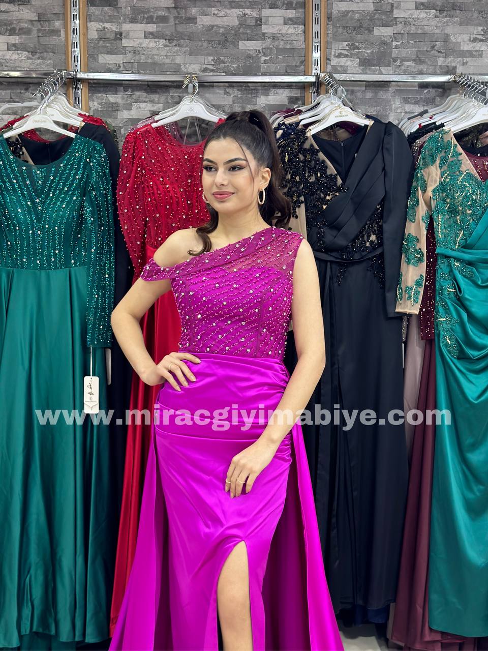 Divine Evening Dress Fuchsia